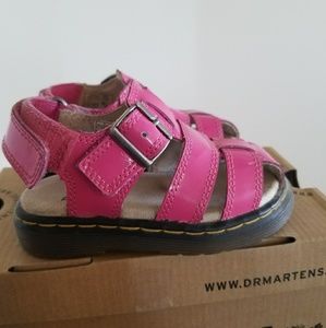 Dr Marten Toddler Sandal!